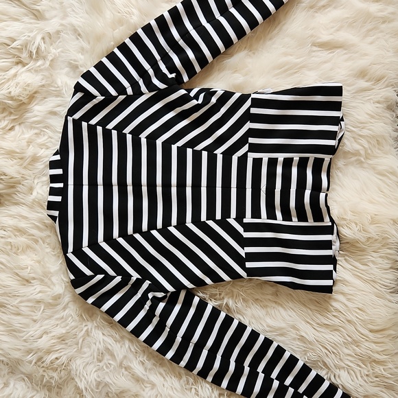 H&M black and white structured blazer size 6 - Picture 14 of 14